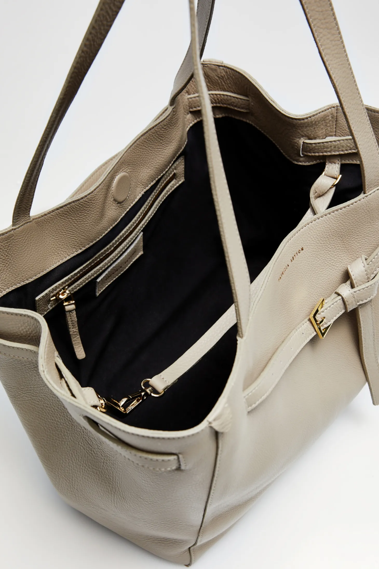 Beżowa skórzana torba shopper