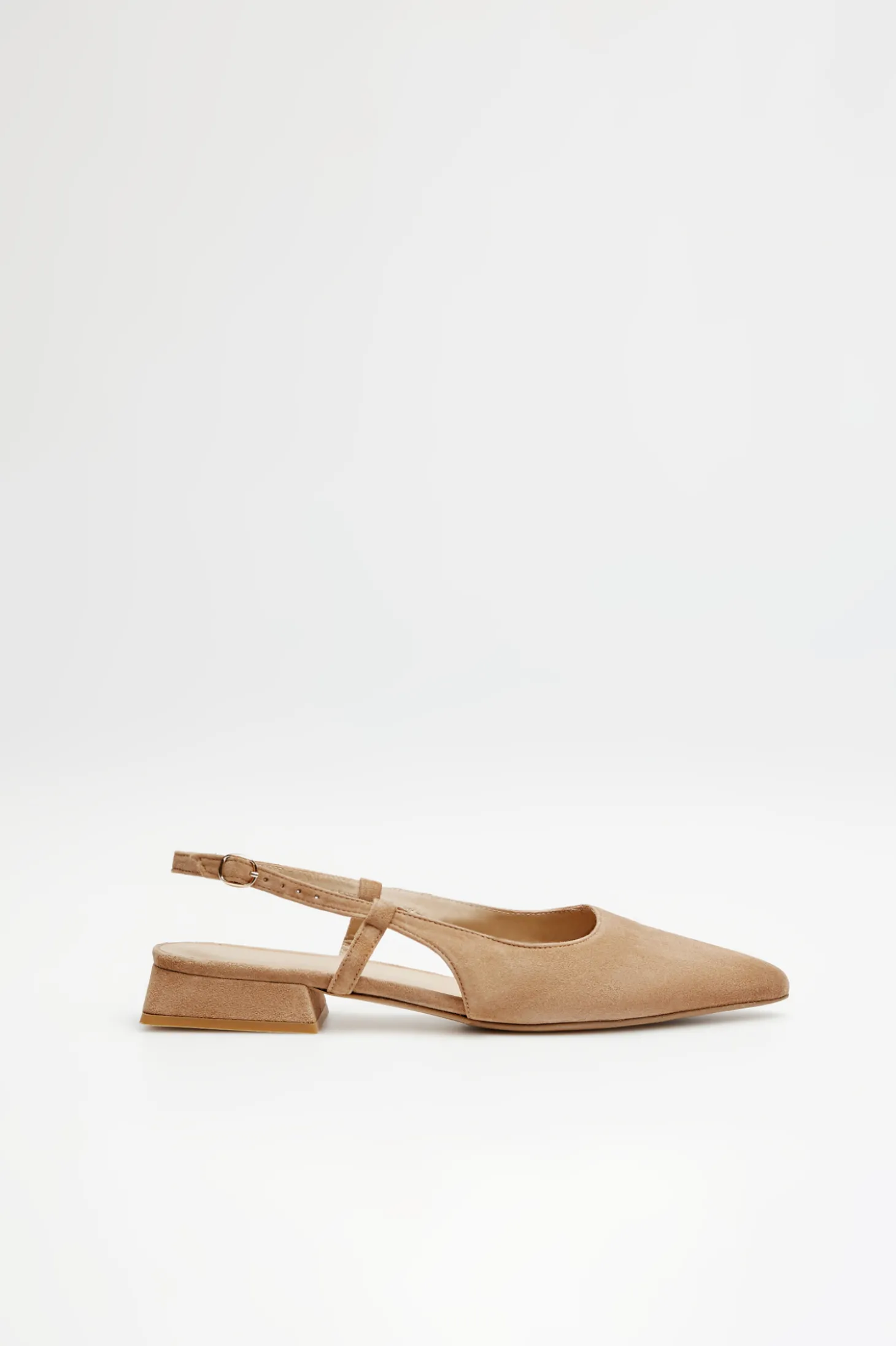Beżowe buty slingback