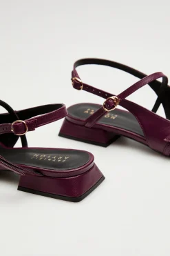 Buty slingback