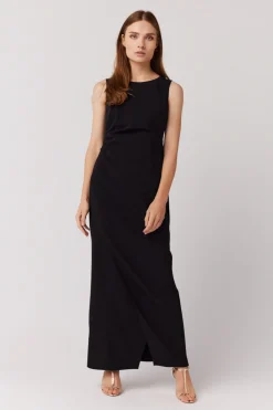 Czarna sukienka maxi