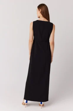 Czarna sukienka maxi