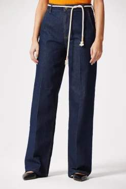 Granatowe szerokie spodnie jeans