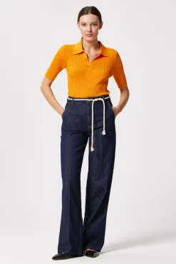Granatowe szerokie spodnie jeans