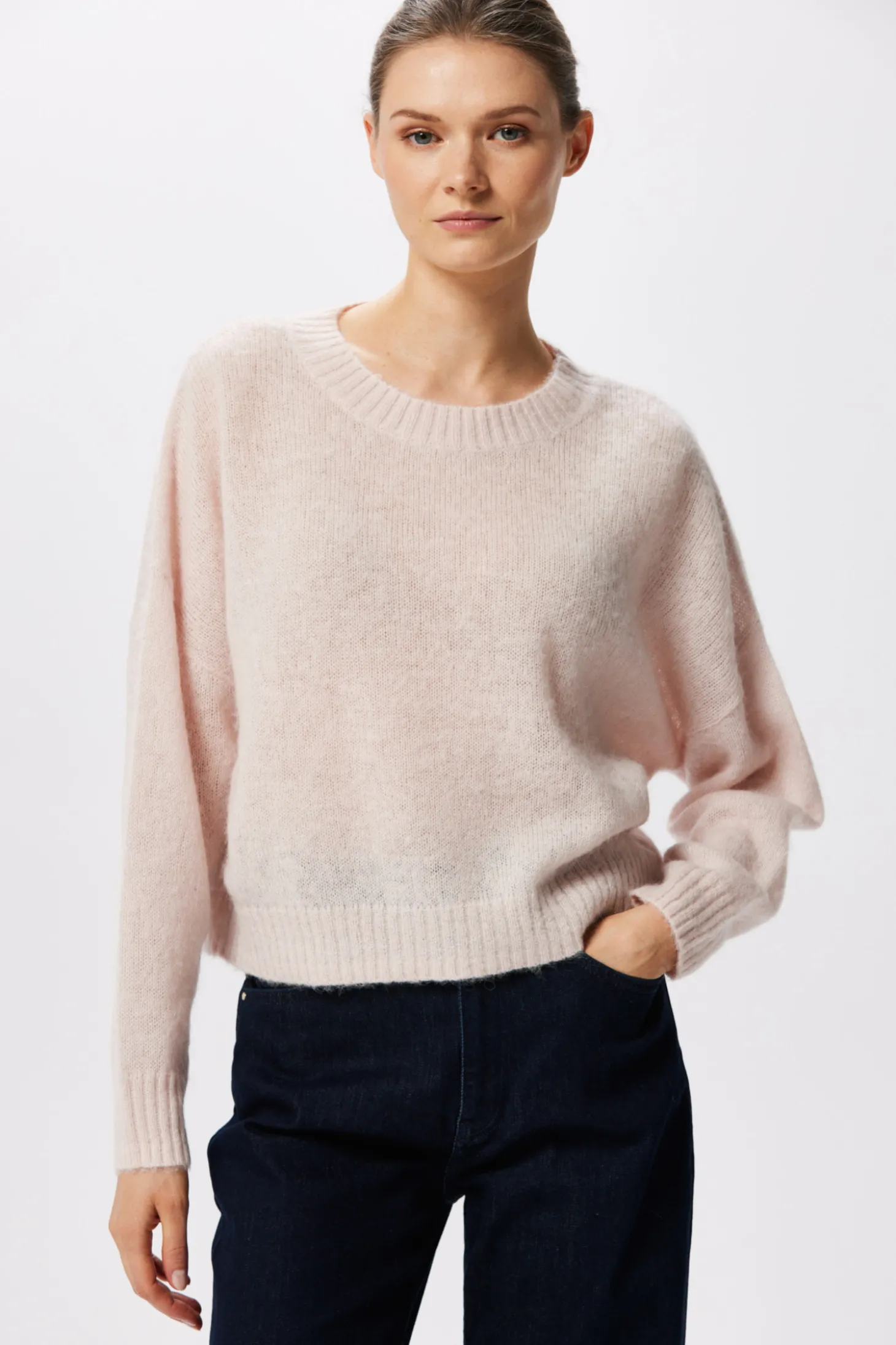 Różowy sweter z mieszanki wełny alpaki